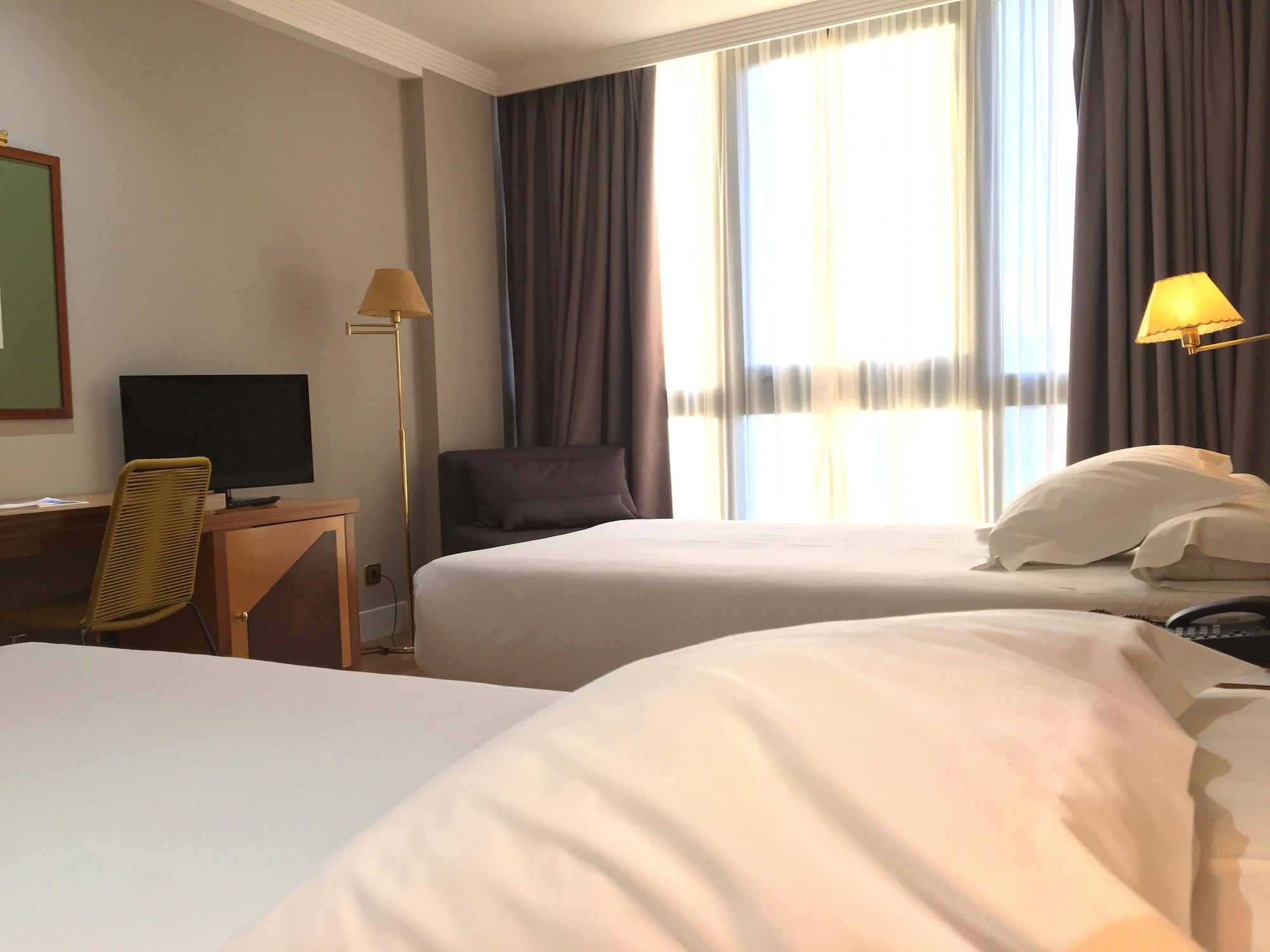 סנטיאגו דה קומפוסטלה Oca Puerta Del Camino Hotel מראה חיצוני תמונה